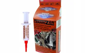 Ceramizer w strzykawce i opakowanie. Czy warto stosować dodatki do oleju typu ceramizer? Opinie mechaników wskazują na regenerację silnika.