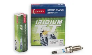 Jak rozpoznać podróbki markowych świec zapłonowych? Zwróć uwagę na opakowanie i sam produkt. Oryginalne świece Denso Iridium TT mają wyraźne logo i oznaczenia.