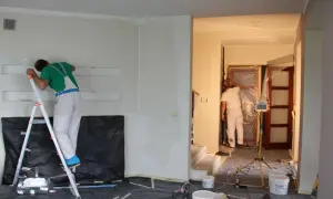 Czym pomalować ściany w warsztacie, aby uniknąć kosztownych napraw?