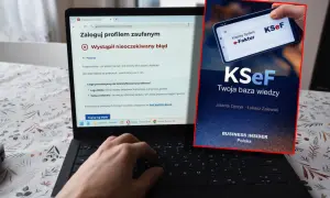 Czy warsztaty niezależne stracą dostęp do cyfrowych książek serwisowych w 2026? Na ekranie laptopa błąd logowania do KSeF, a obok smartfon z aplikacją.