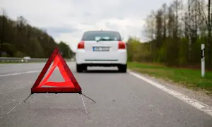 Kiedy można holować samochód? Poznaj ważne przepisy i zasady