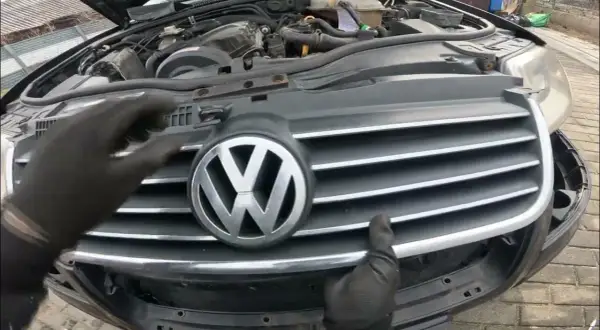 Ile wchodzi płynu do chłodnicy Passat B5? Sprawdź, by uniknąć problemów