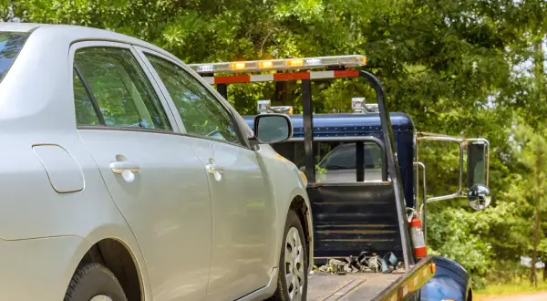Jak holować auto bez haka - bezpieczne metody i porady praktyczne