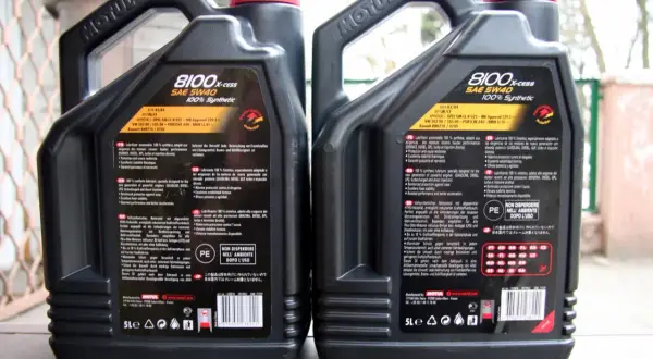 Jak rozpoznać podróbki oleju Motul i uniknąć fałszywych produktów