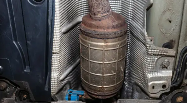 DPF suchy czy mokry - który filtr jest lepszy dla Twojego auta?