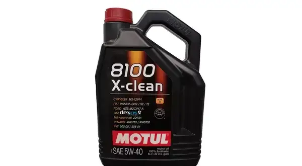 MOTUL X-CLEAN: Dlaczego warto wybrać ten olej silnikowy?