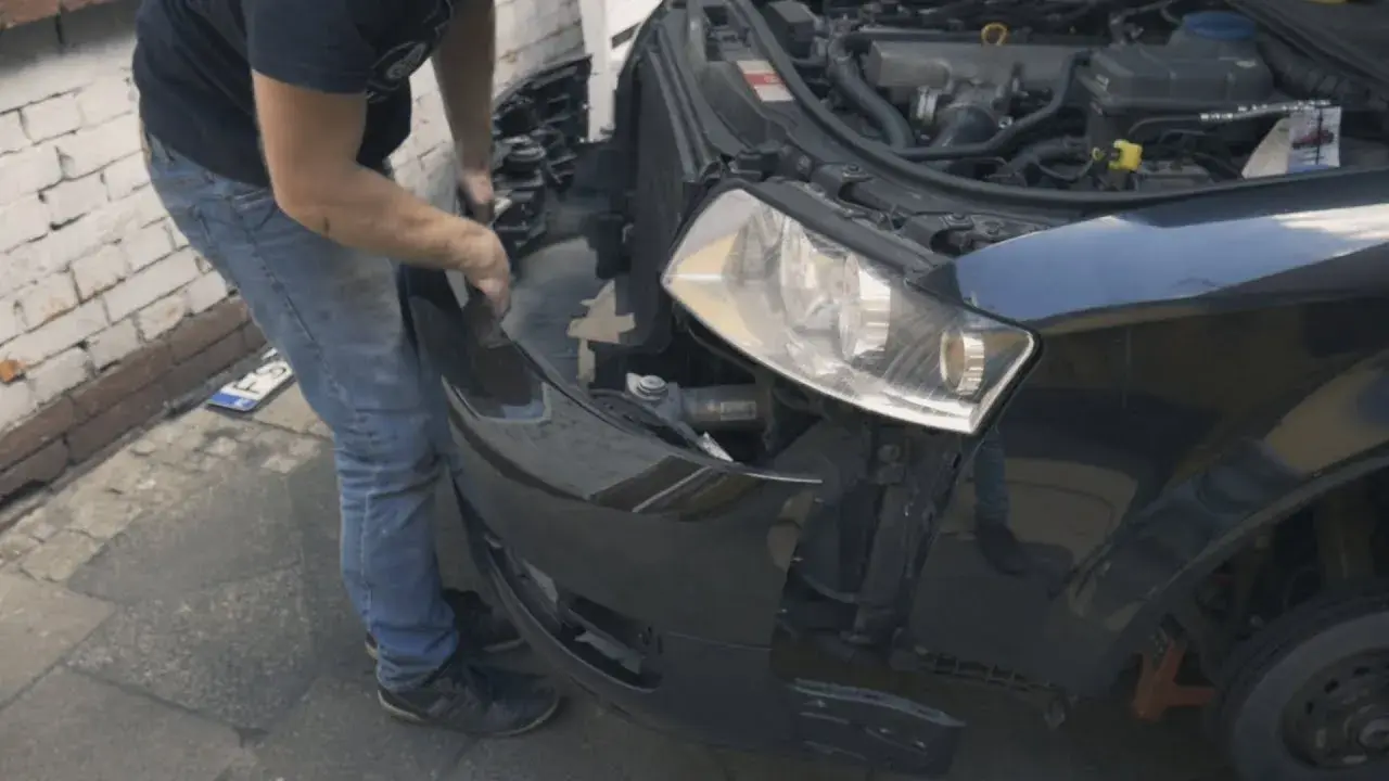 Jak zdjąć zderzak Audi A6 C6 - uniknij uszkodzeń i oszczędź czas