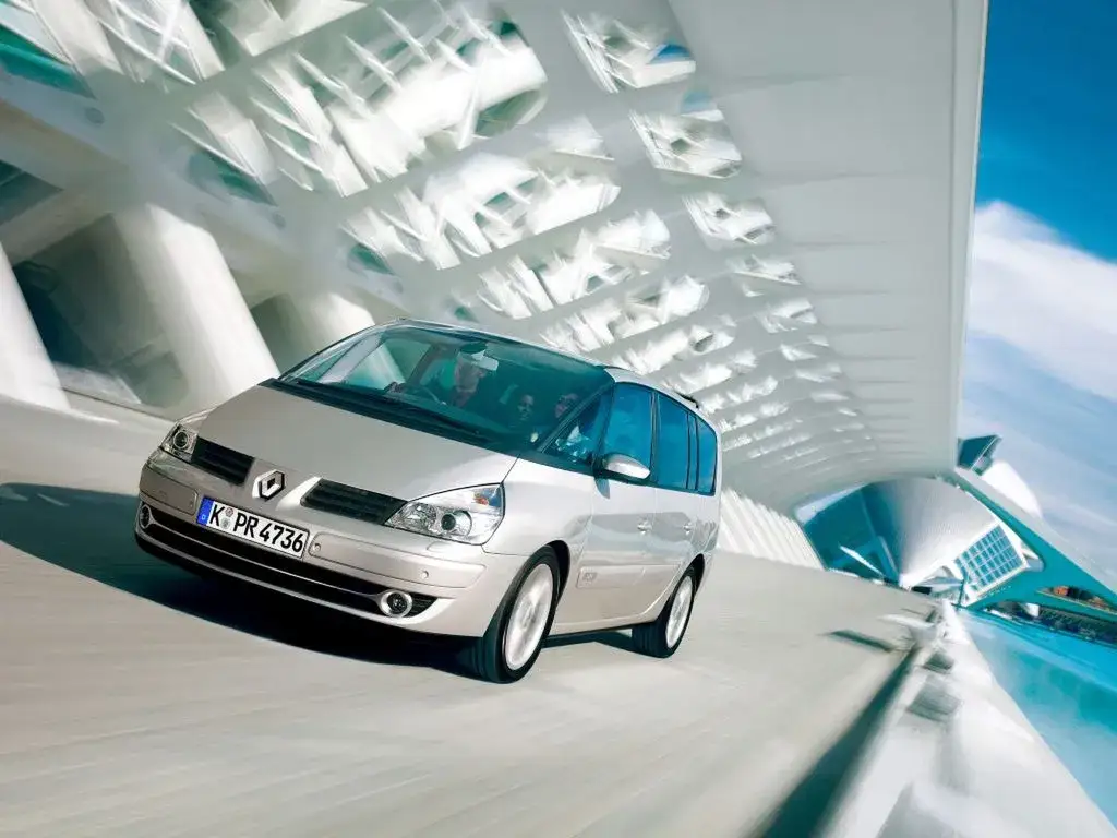 Zdjęcie Renault Espace 4 jaki silnik wybrać, aby uniknąć kosztownych napraw?